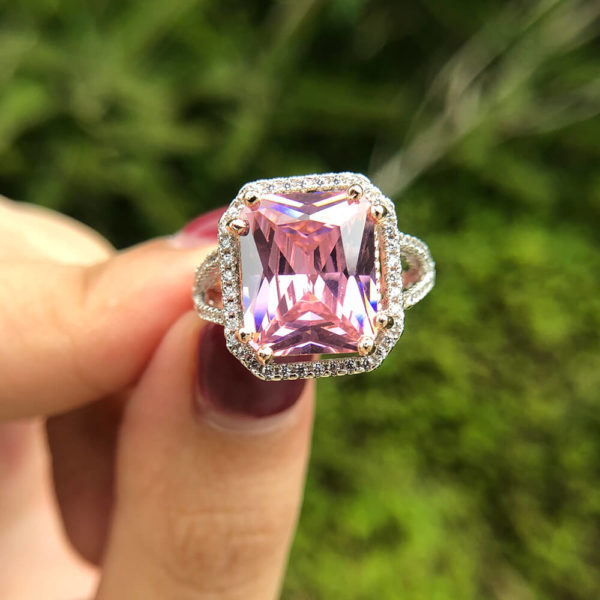 pink diamond wedding ring