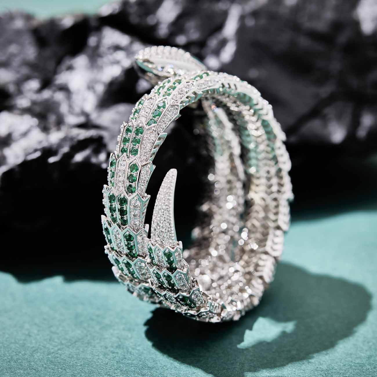 DFN01-8 Serpenti Jewelry Collection