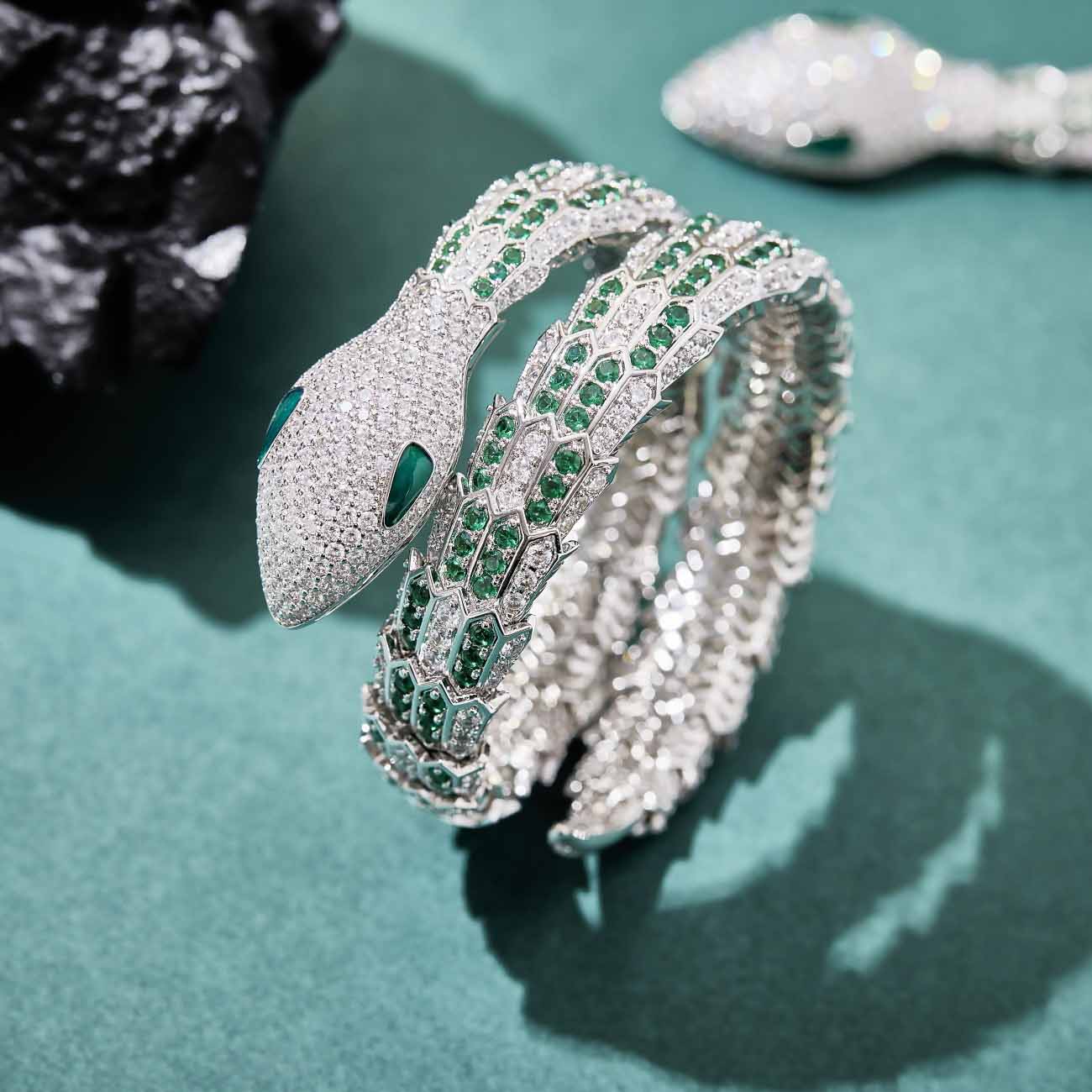 DFN01-9 Luxury Jewelry Set